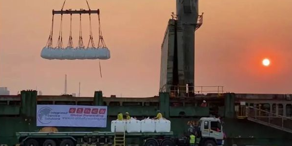 缺箱又缺舱，货物釉祓头集改散