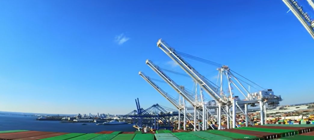 2025新年伊始，集装箱海运市场风浪振兴迎来“价值战”