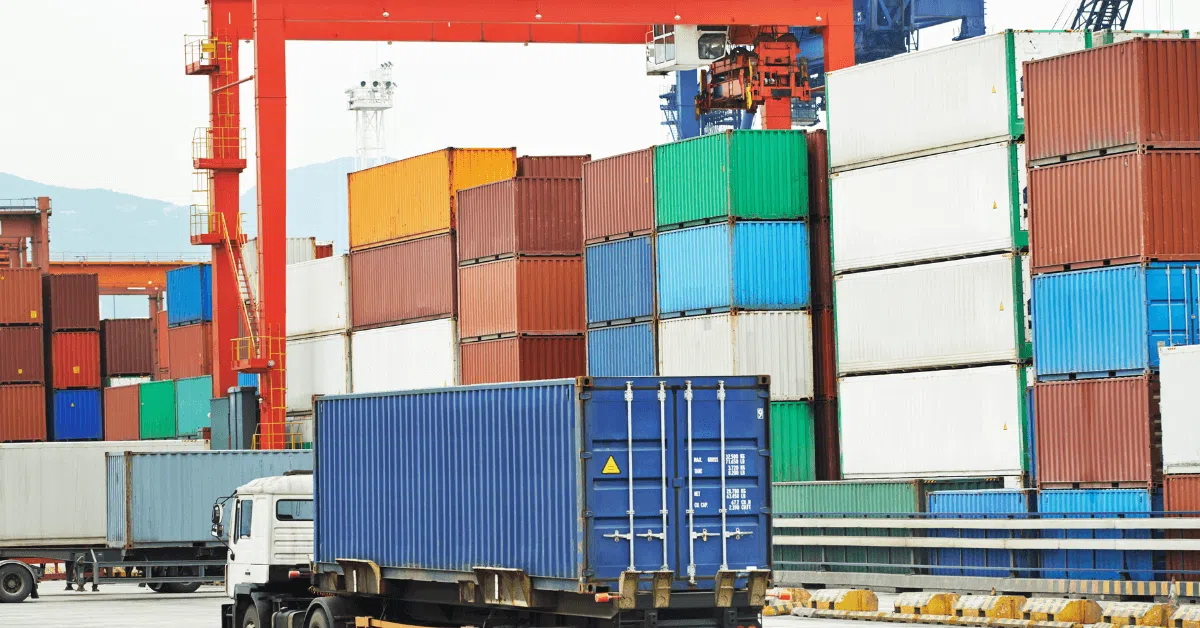 什么是多式联运，若何通过多式联运优化全球货物运输